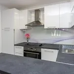 Apartment Luna