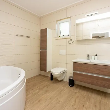 Luna Apartment